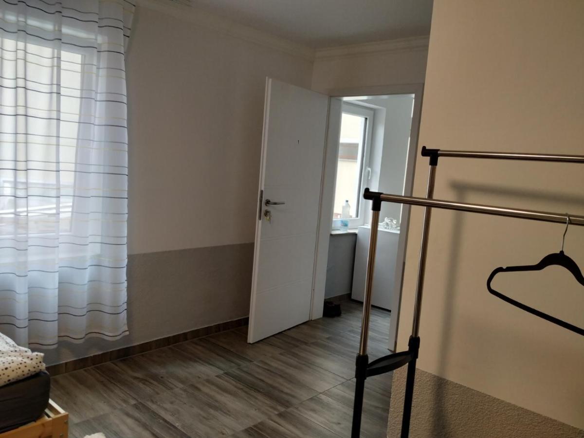 Апартаменты Mehrfamilien Haus Шкойдиц Экстерьер фото